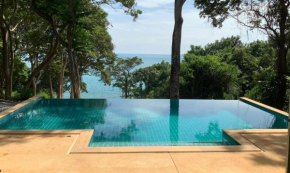 Beachfront villa in Rawai